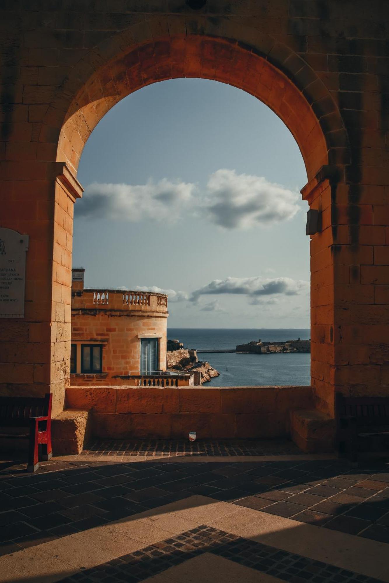 Charming Home With Sea Views & Maltese Balcony By 360 Estates Valletta Luaran gambar